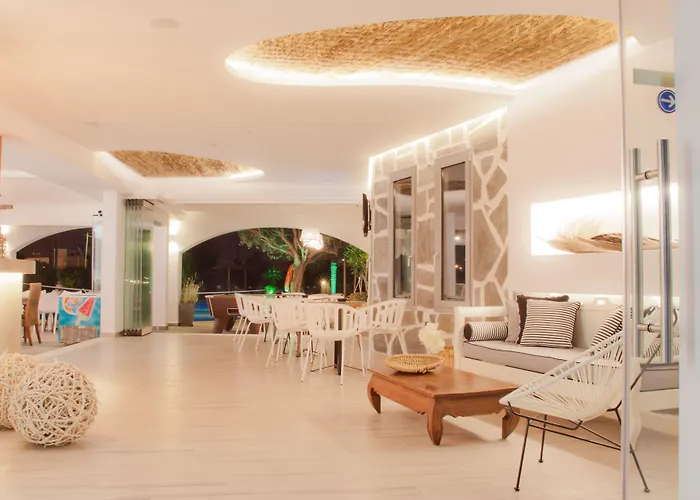 Malibu Boutique Studios & Bungalows