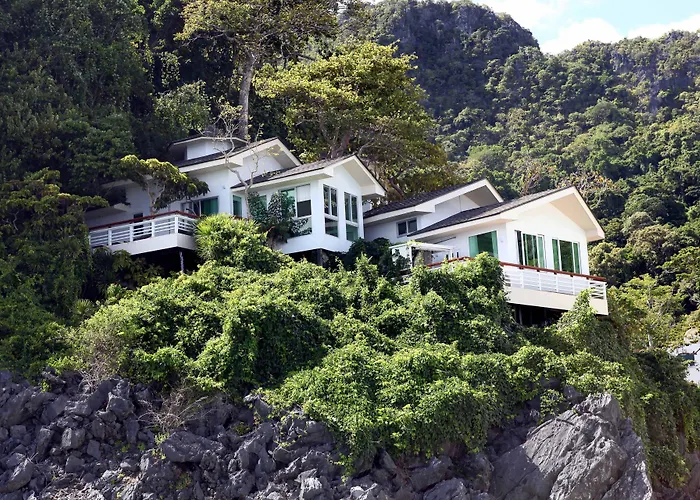 Matinloc Island Resort El Nido