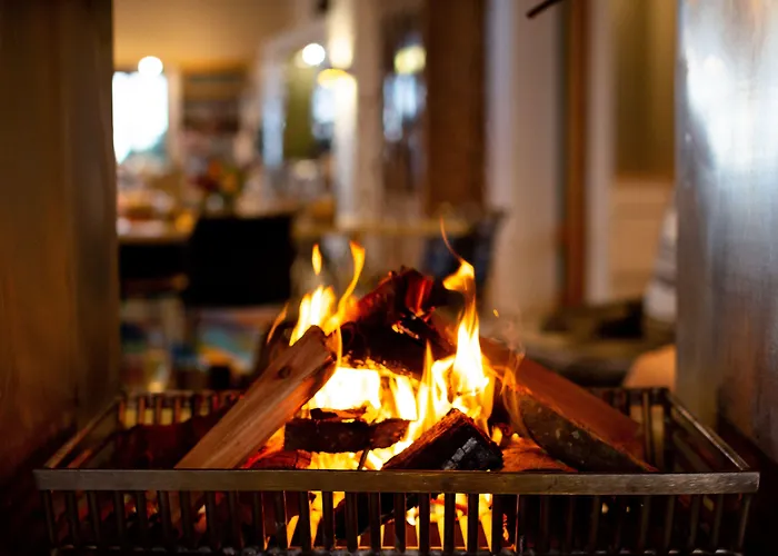 Alkira Lodge