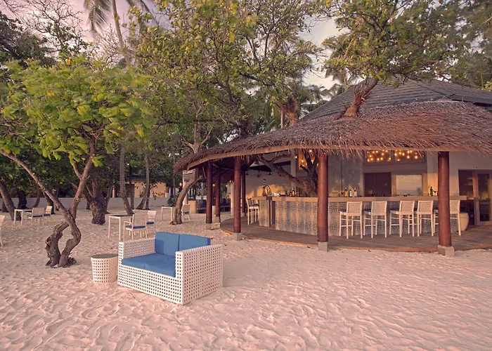 Malahini Kuda Bandos Special Offer Begin Your Island Escape With Ease Airport Pick Up And Return By Shared Speedboat At Just Usd 50 Per Person Stays Stay Untill End June Hulhumalé