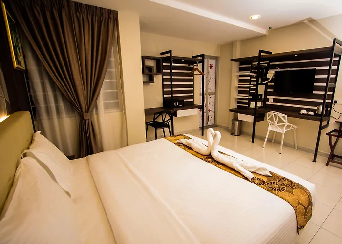 Louis Hotel