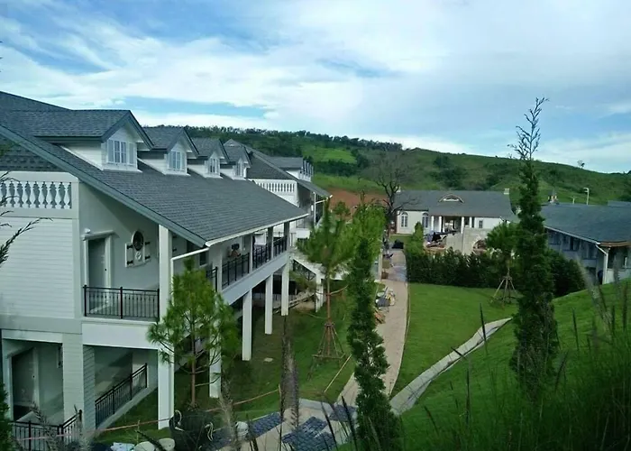 The Bluesky Resort @ Khao Kho