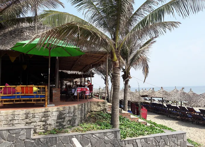 Life Beach Villa
