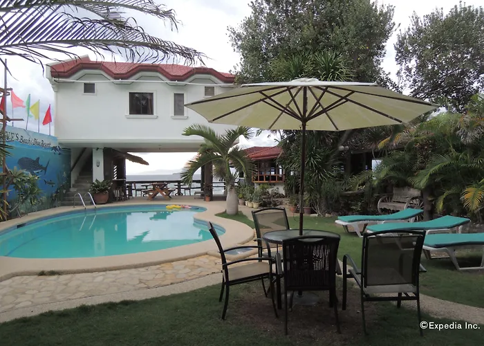 Love'S Beach & Dive Resort