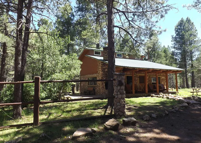Arizona Mountain Inn & Cabins
