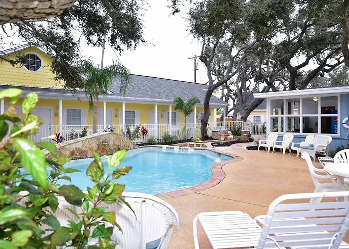 D&R Pelican Bay Resort Rockport