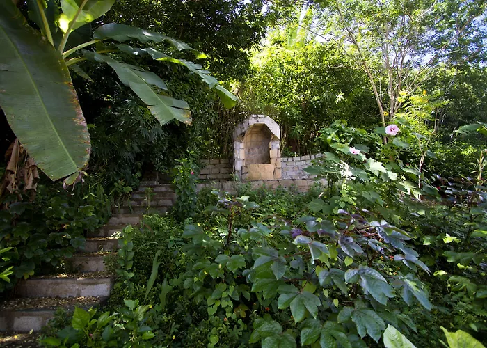 Anjiamarango Beach Resort Befotaka Bay