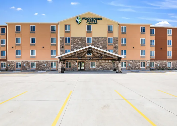 Woodspring Suites Davenport Quad Cities