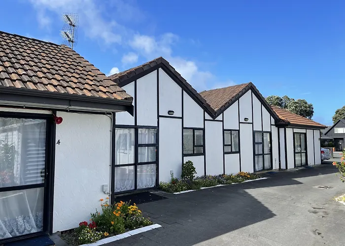 Summer Inn Motel - Newly Renovated
