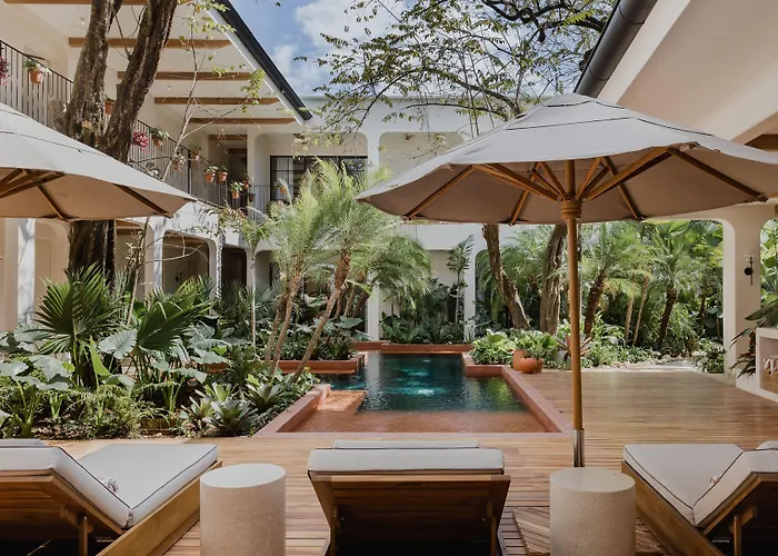Sendero Hotel