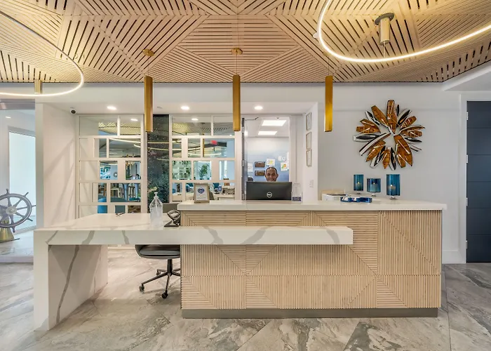 Club Suites At Rum Point