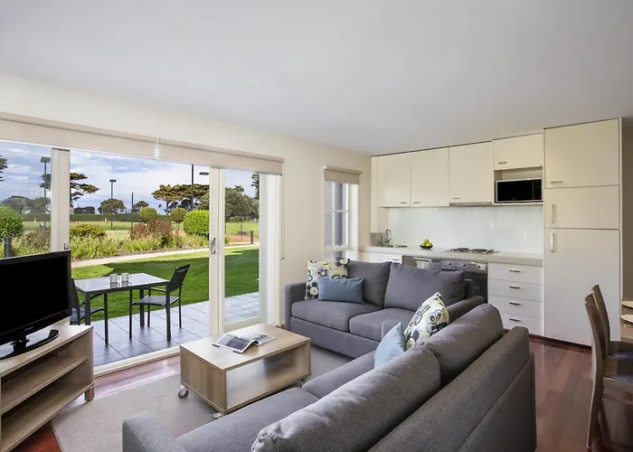 Mantra Lorne Hotel