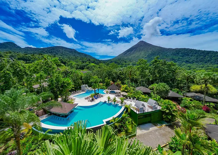 Hotel Lomas Del Volcan