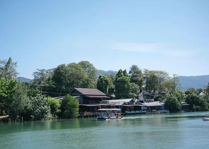 Watercolours Hotel Koh Chang