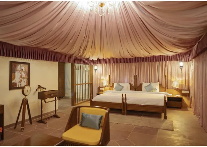 Welcomheritage Tadoba Vanya Villas Resort & Spa