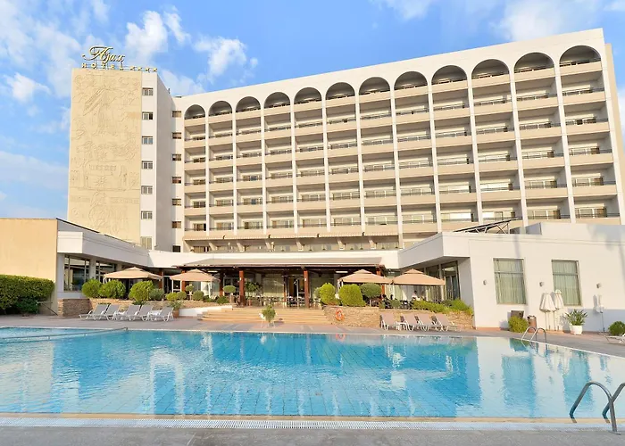 Ajax Hotel