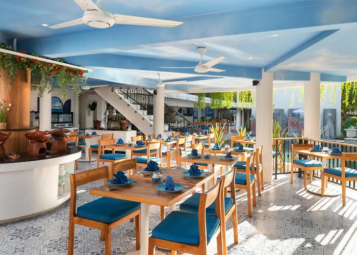 Hotel Away Bali Legian Camakila