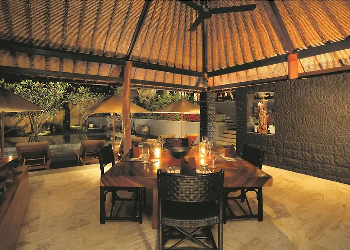Qunci Villas Resort Mangsit