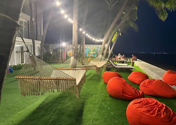 Villa Del Sol Beach Resort&Spa