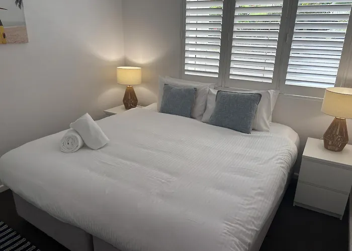 Aqua Promenade Beachfront Holiday Apartments