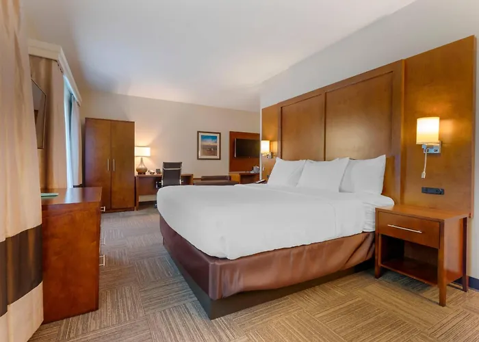 Lift Bridge Lodge, An Ascend Collection Hotel