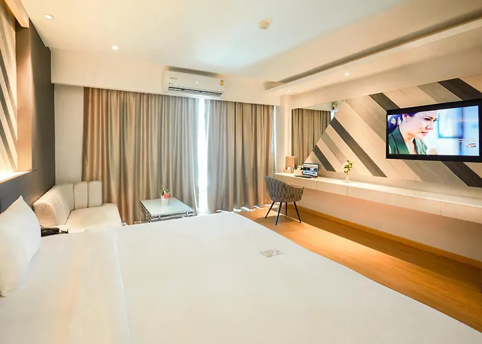 Golden City Rayong Hotel