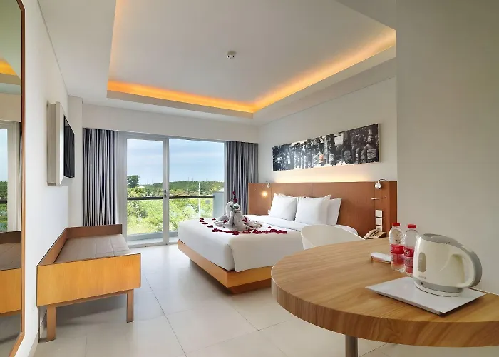 Kuta Galleria Hotel