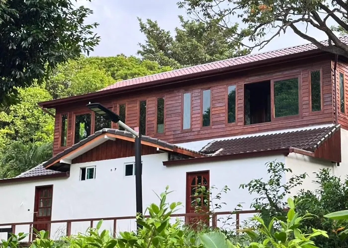 Bayview Hill Resort