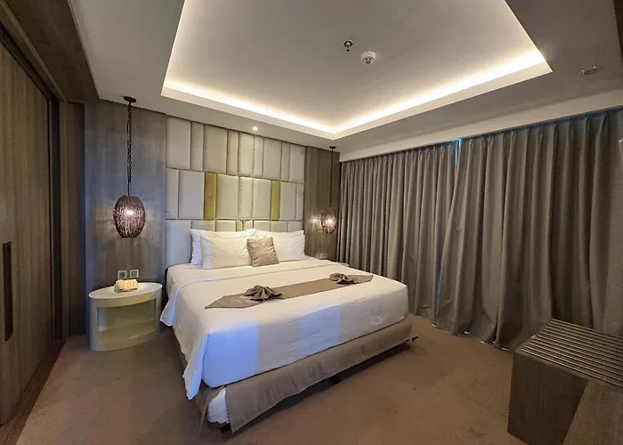 The Crystal Luxury Bay Resort Nusa Dua