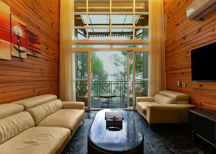 Kasauli Hills Resort