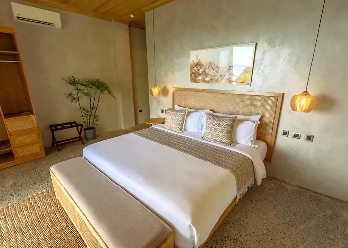 Manami Resort Cayhagan