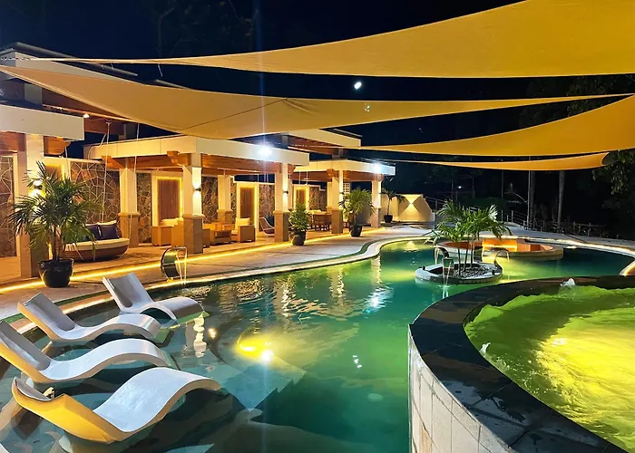 Noni'S Resort