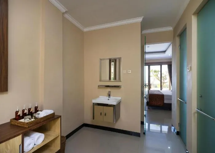 Semabu Hills Hotel Nusa Penida