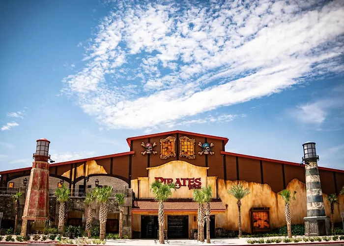 Twin Palms 1401