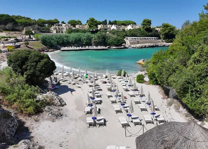 Le Cale D' Beach