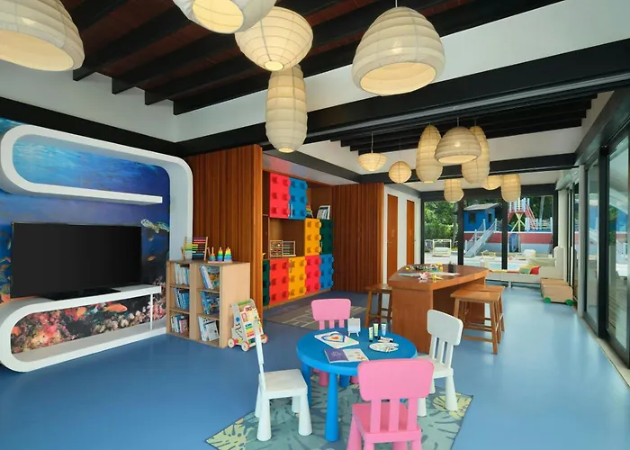 The Westin Maldives Miriandhoo Resort Eydhafushi