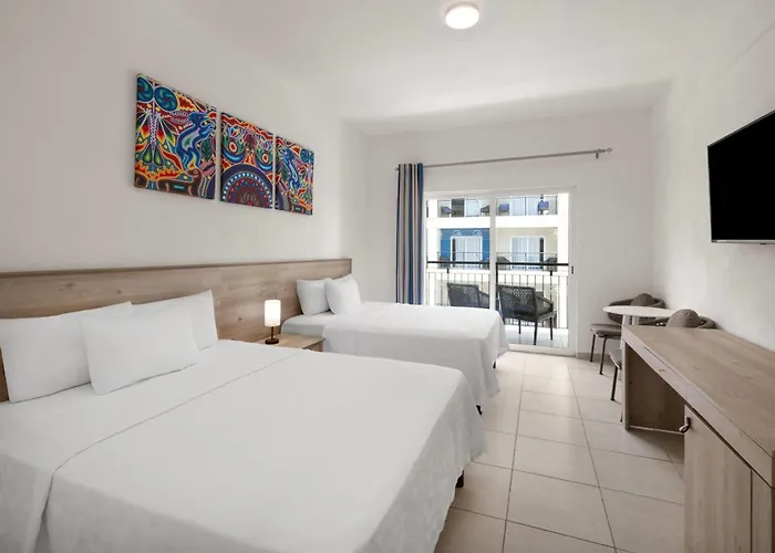 Decameron La Marina Guayabitos, Ramada All-Inclusive Resort Rincon de Guayabitos