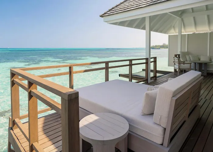 Lux* South Ari Atoll Resort & Villas