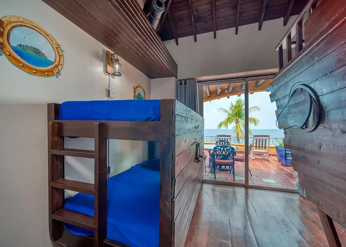 Caribe Tesoro Hotel West Bay