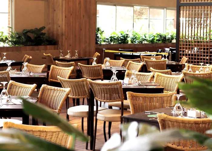 Taua Hotel & Convention Caete