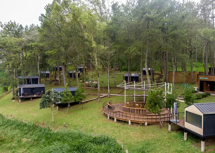Bobocabin Coban Rondo, Malang