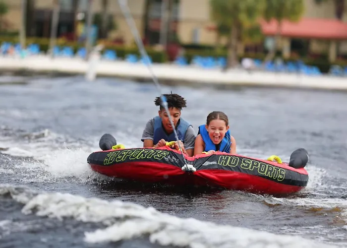 Holiday Inn Club Vacations At Orange Lake Resort Four Corners