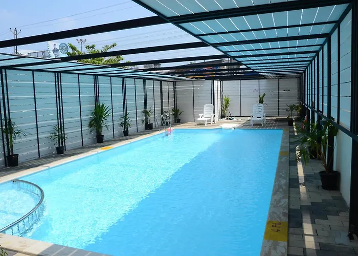 Diana Heights Luxury Hotel