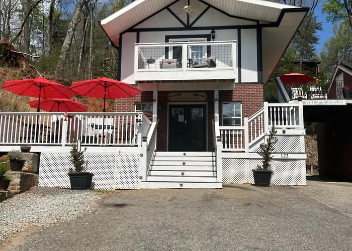 Grafton Lodge