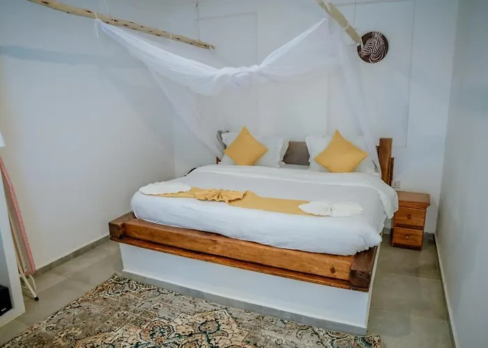 Pemba Paradise Makangale