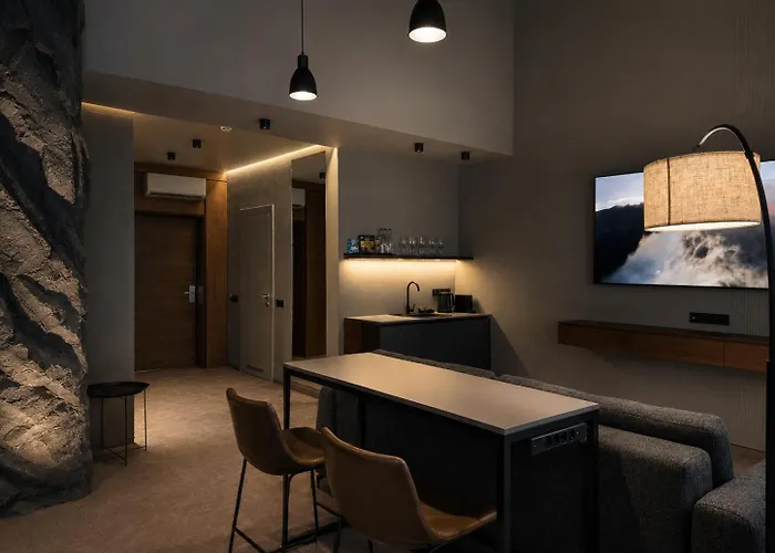 Wood Hotel Resort & Spa