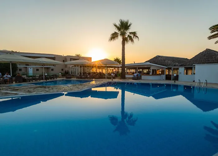 Happy Days Beach Hotel