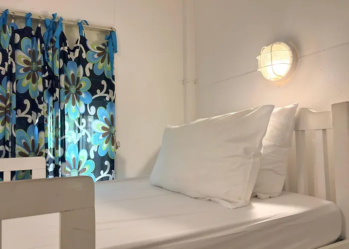 Green Gallery Beach Boutique