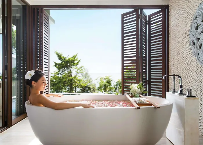 Pullman Phuket Arcadia Naithon Beach