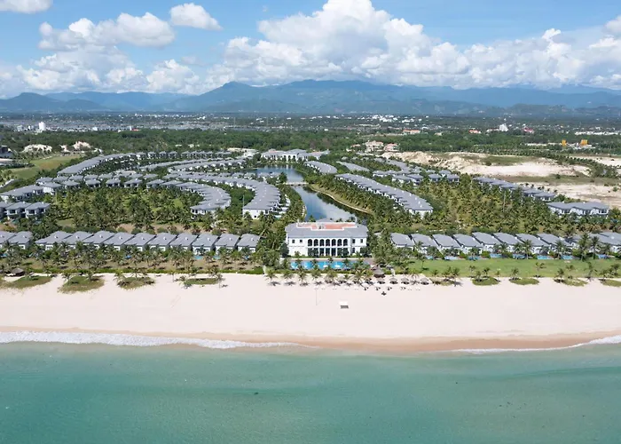 Meliá Vinpearl Cam Ranh Beach Resort